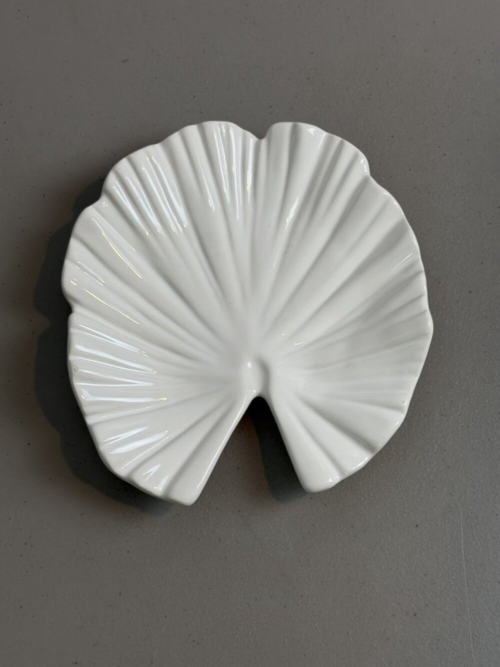 Ambiance Collections White Ceramic Ginkgo Leaf Plate Trinket Dish 8.5”